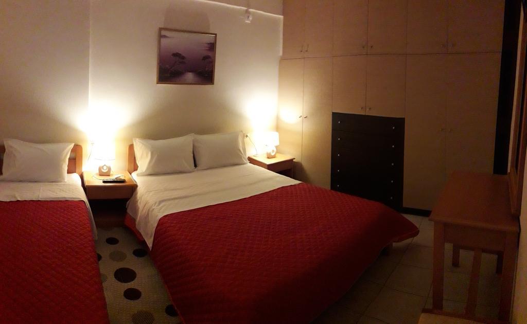 Dreamy Airport'S Apartment Heraklion  Exterior photo
